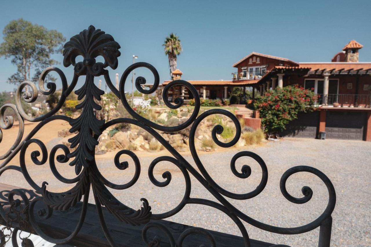 Vina Calabria Bed & Breakfast Valle de Guadalupe Ngoại thất bức ảnh